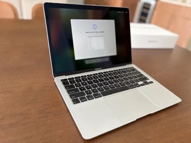 MacBook Air 13
