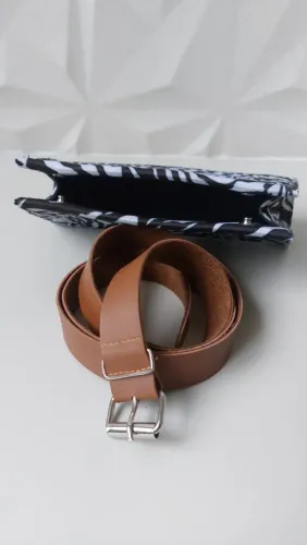 BOLSA DE MÃO + CINTO