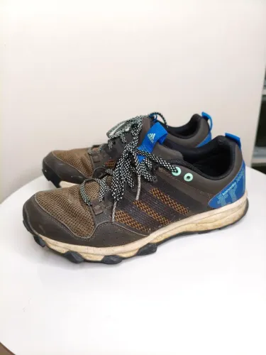 Tênis adidas kanadia tr7 marrom masculino Tam 38/39