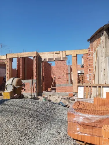 Pedreiro construtor 