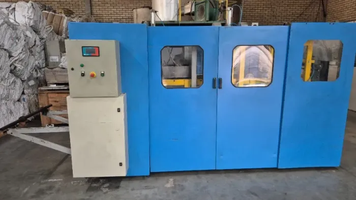 MÁQUINA DE TERMOFORMAGEM (VACUUM FORMING) AUTOMÁTICA