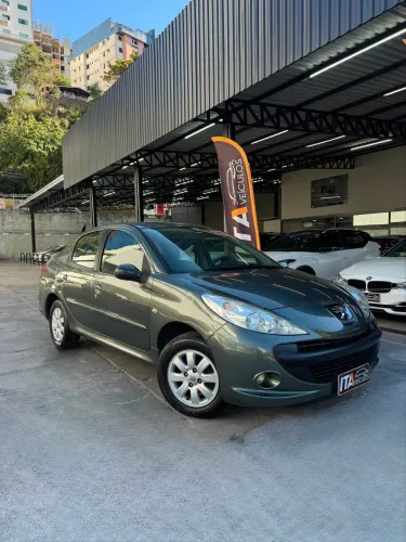 Peugeot 207 Sed. Passion XR Sport 1.4 Flex 8V 4P 2010