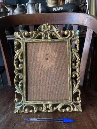 Antigo porta-retrato de mesa em bronze (ref:348)