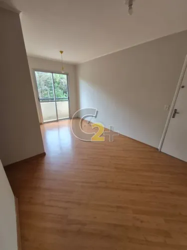 Apartamento à venda no Vila Roque com 2 quartos e 1 vaga de garagem.