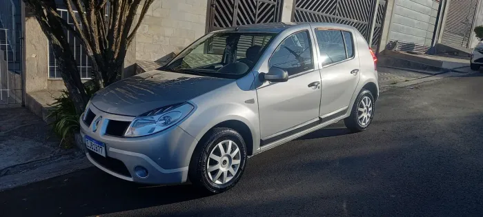 Renault Sandero Expression Hi-flex 1.0 16V 5P 2011