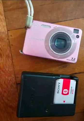 Câmera Sony digital. Está como nova