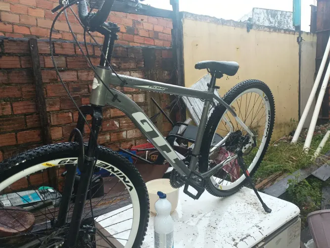 Vende-se bicicleta GTI Roma aro 29 ou troco por Cell