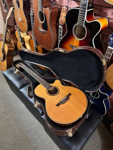 Violão Takamine japonês nylon P3FCN regulado ct4bii ANALISO TROCAS