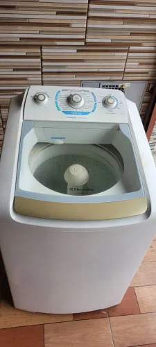 Electrolux 10 quilos 220volts 