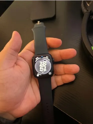 Vendo Apple Watch Séries 8 41mm 87% de bateria sem caixa 
