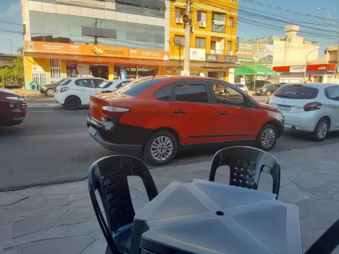 Fiat Grand Siena Tetrafuel 1.4 EVO F. Flex 8V 2015