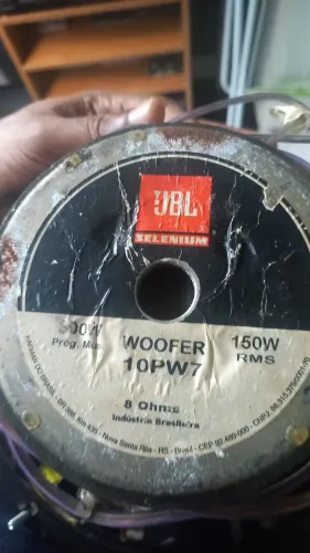 Par de Alto falantes JBL 10 polegadas 8 ohms 150 watts cada.