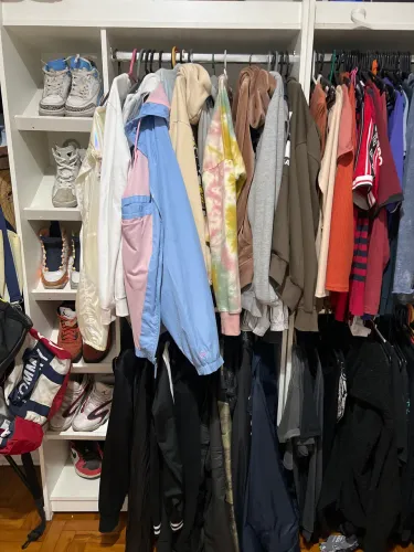 Armários de quarto ou loja em modulado