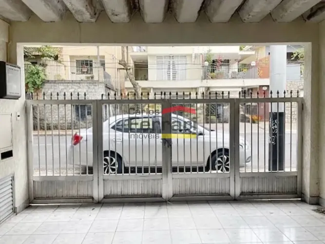 Sobrado antigo à 800metros do Metrô Jardim São Paulo