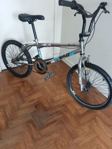 Bmx piston Bully Americana linda bike