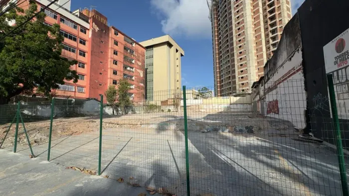 Terreno comercial na Av. Rui Barbosa visibilidade e fluxo excepcionais