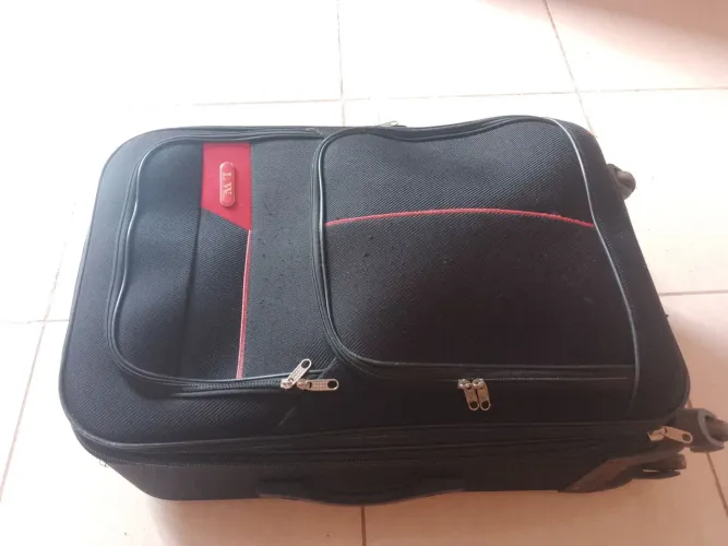 MALA DE VIAGEM GRANDE - NOVA - R$ 100