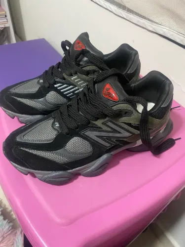 Tênis New Balance 9060 39