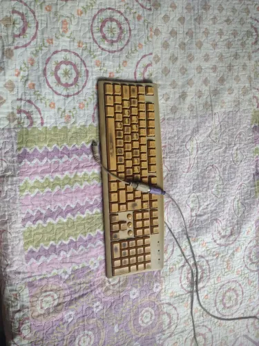 Teclado antigo