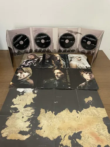 Coleção Blu-ray Game of Thrones + Vikings | Edições de Colecionador (4 Box Sets)