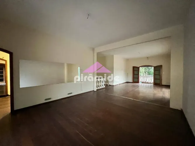 Casa Comercial no Centro para locação em São José dos Campos
