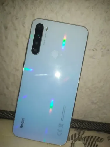 Vendo um celular xiaome note 8 todo bom valor de 280 tem conversar no va ZAP *19
