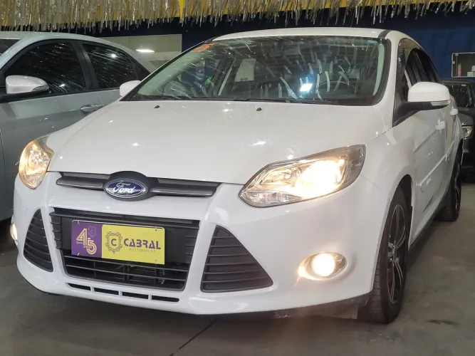 Ford Focus 1.6 S/1.6 SE Flex 16V 5P AUT 2015