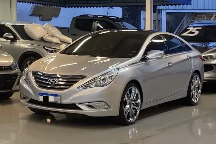 Hyundai Sonata 2.4 16V 182cv 4P Aut. 2013