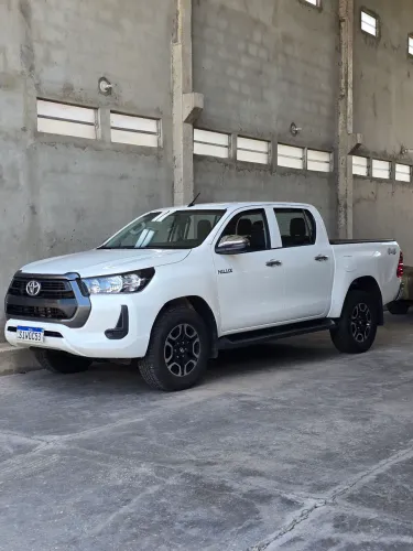 Toyota Hilux CD 4X4 2.8 Diesel Mec. 2024