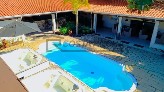 Chácara com 2 dormitórios à venda, 1200 m² por R$ 1.400.000,00 - Jardim Buru - Salto/SP