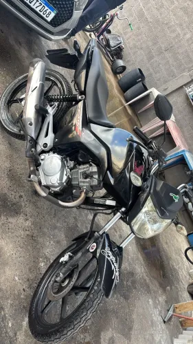 VENDO CG 150 2014