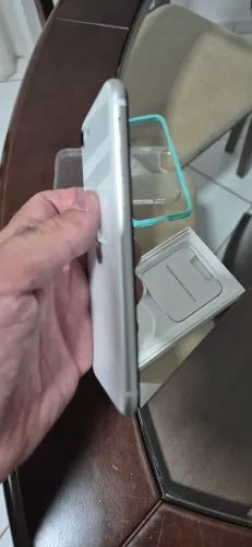 iPhone SE 2ª Geração 64GB ? Muito Novo, Excelente Estado
