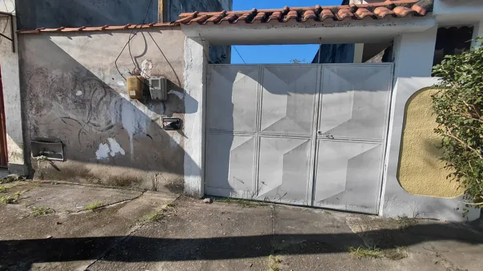 Casa na Av. Paulo VI