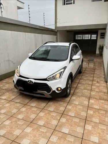Hyundai HB20X Premium 1.6 Flex 16V Aut. 2016