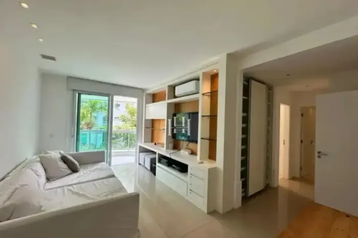 Apartamento Mobiliado com 4 Suítes | Barra | 291m²