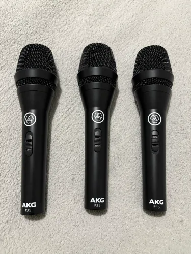 Microfone AKG p3s