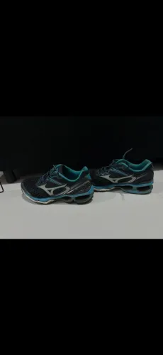 Tenis Mizuno
