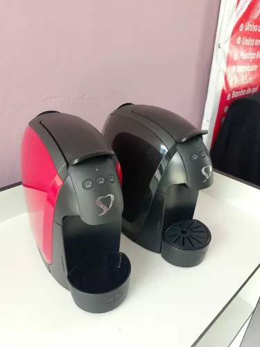  Cafeteira TRES luna.