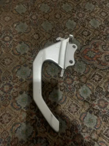 Alça traseira Esquerda do garupa Yamaha FZ25 Original