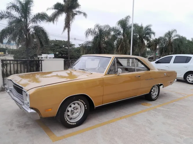 Dodge Dart Sedan Luxo 1977