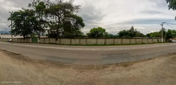 Terreno grande 16800 metros em Piabetá