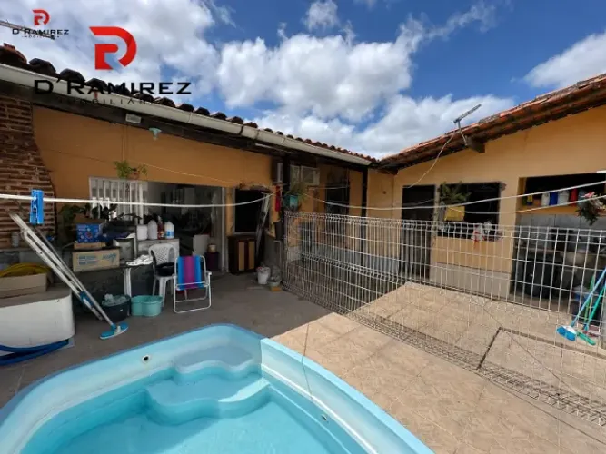 Casa Com Piscina - 3 Quartos - Residencial Pinheiros- Aceita Financiamento