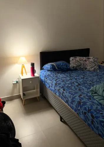 Cama Box Baú Queen + Colchão Herval Molas Ensacadas + Cabeceira de brinde
