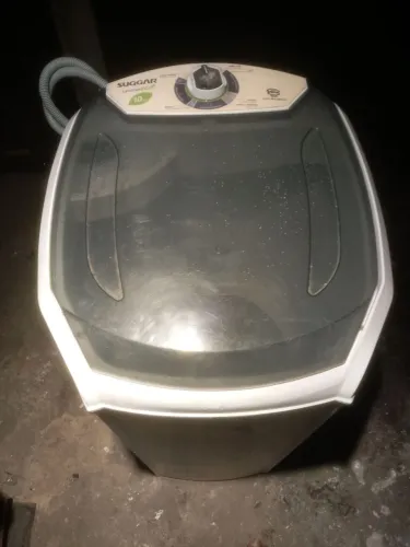 Vendo um tanquinho suggar 10kg