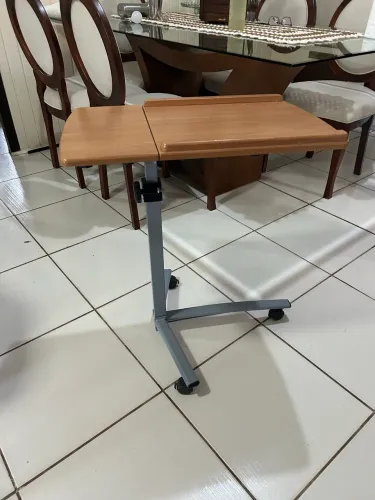 Mesa Notebook ajustável