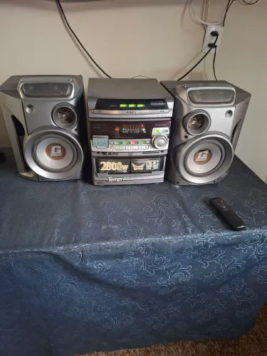 Som original, com 30 anos que foi comprado, relíquia, micro syistem