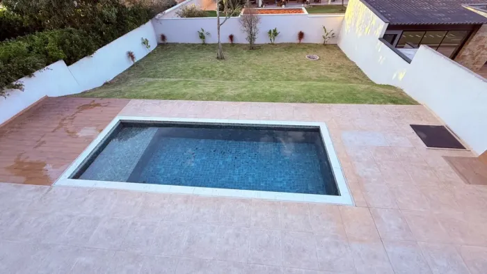 Shambala 2 em Atibaia - Sobrado em condomínio - 600mts de terreno - 4dorm 4suítes - estuda
