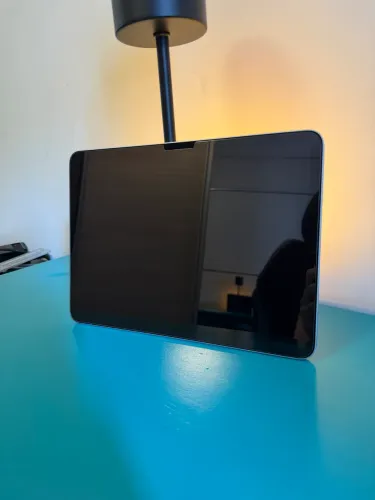 IPAD AIR M3 COMO NOVO