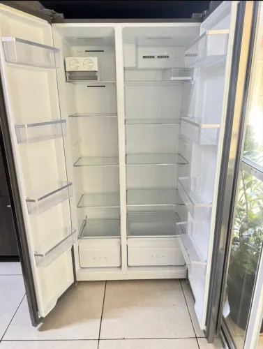 GELADEIRA PHILCO COM DEFEITO(leia o anúncio)