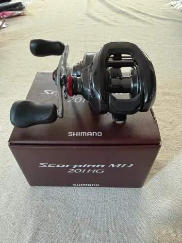 Carretilha Shimano Scorpion MD 201HG